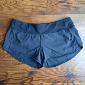 Lululemon Speed Up Low Rise Lined Shorts 2.5"